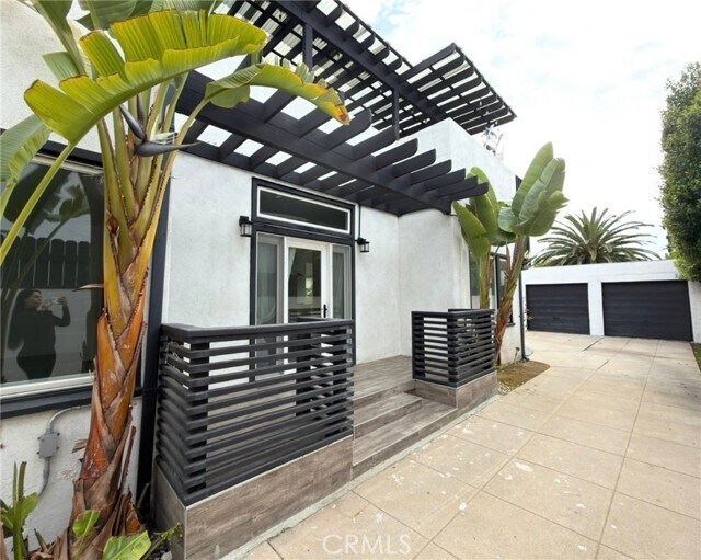 Building Photo - 1274 S Orange Dr