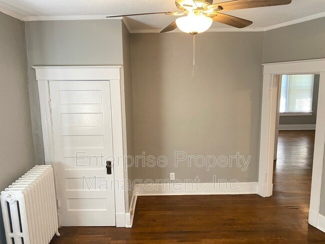 Building Photo - 276 Garland St