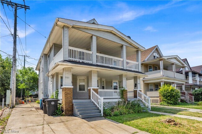 Building Photo - 10103 Almira Ave