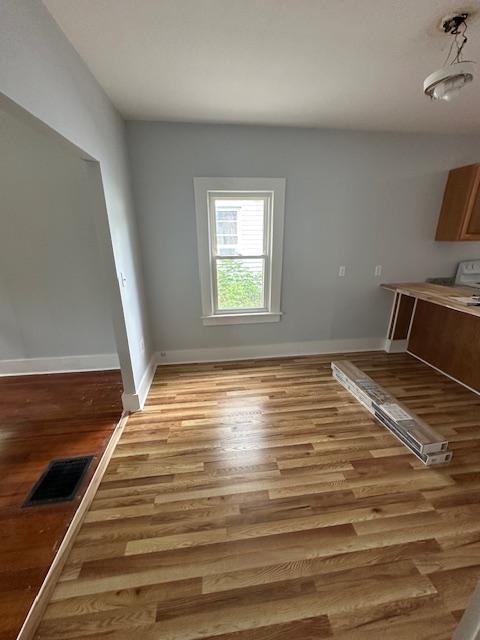 Building Photo - 183 Wells St