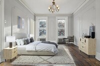 Building Photo - 328 York St