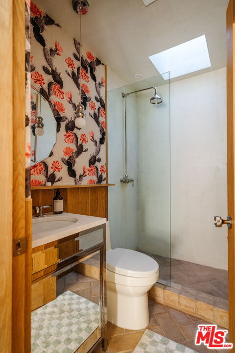 Building Photo - 2640 Clyde Ave