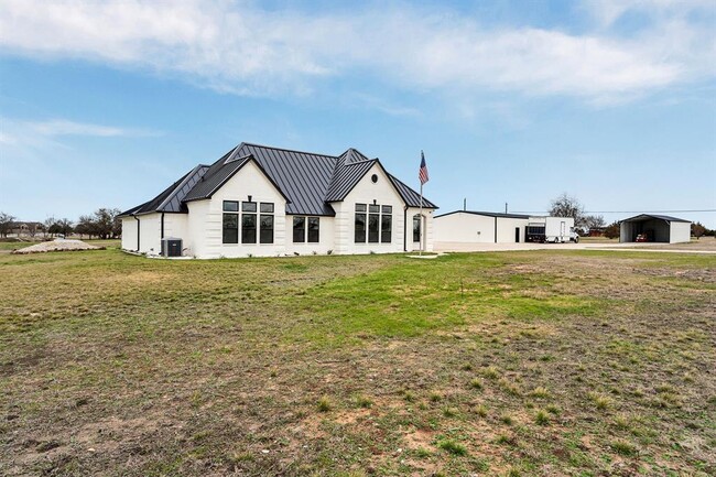 Building Photo - 157 Country Pl Ln