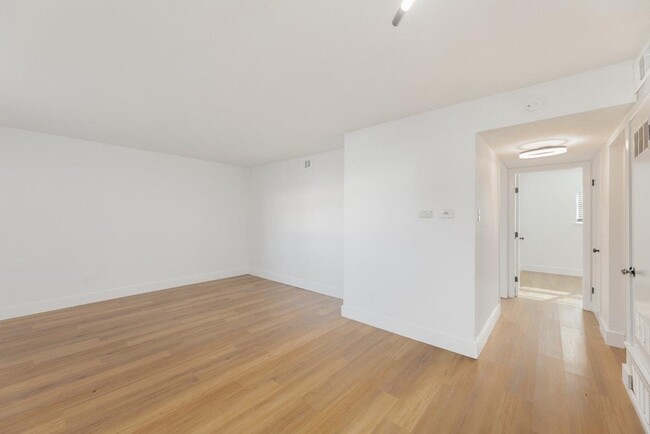Building Photo - 7929 Gault St