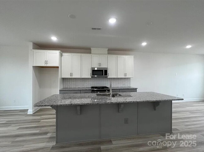 Building Photo - 9221 Walnut Hl Rd NW