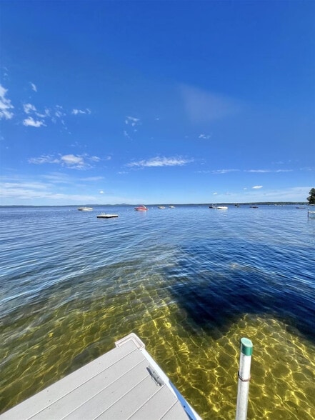 Building Photo - 11 Sandy Cove Rd