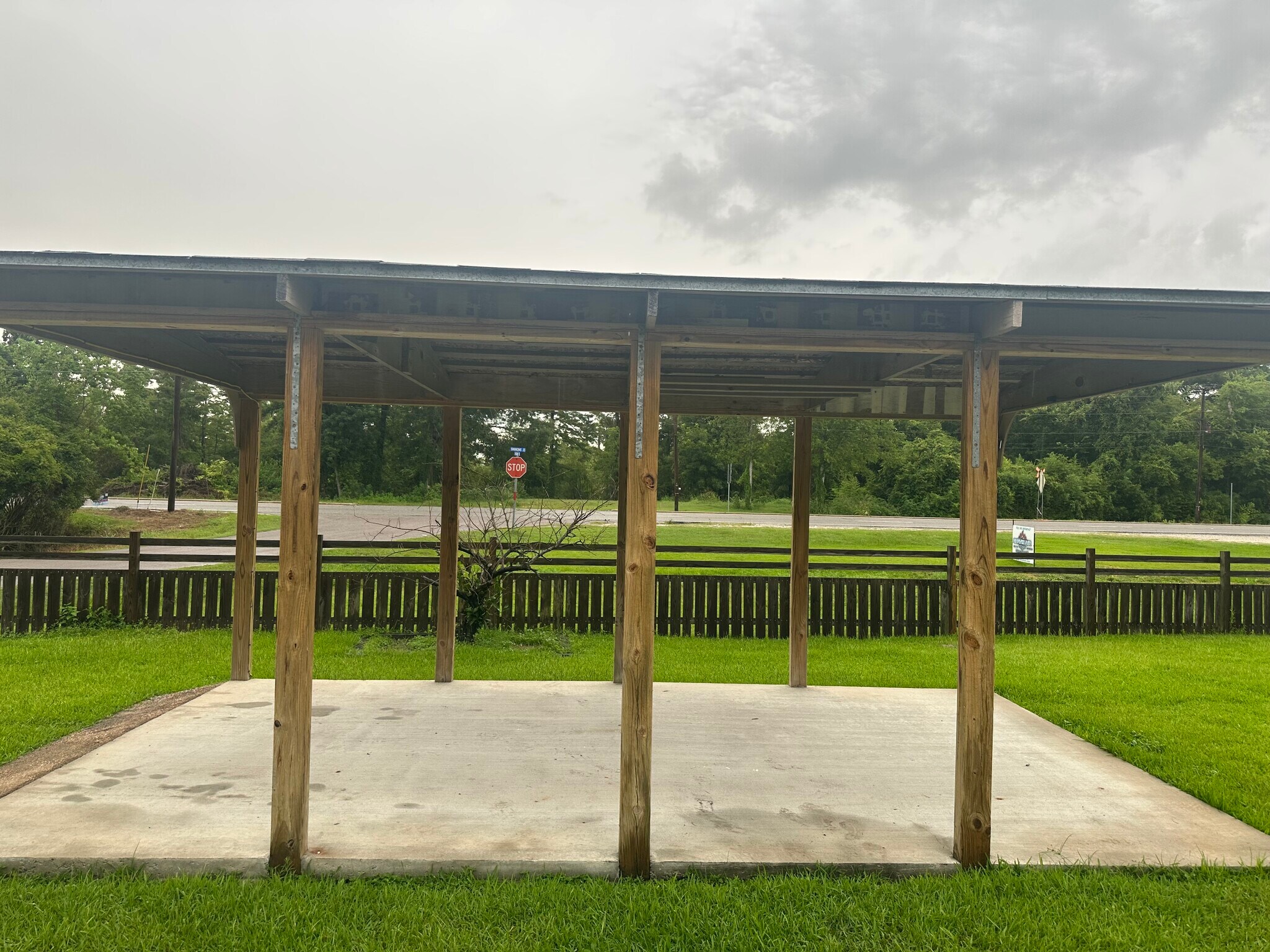 Covered Parking - 2319 Riverside Dr
