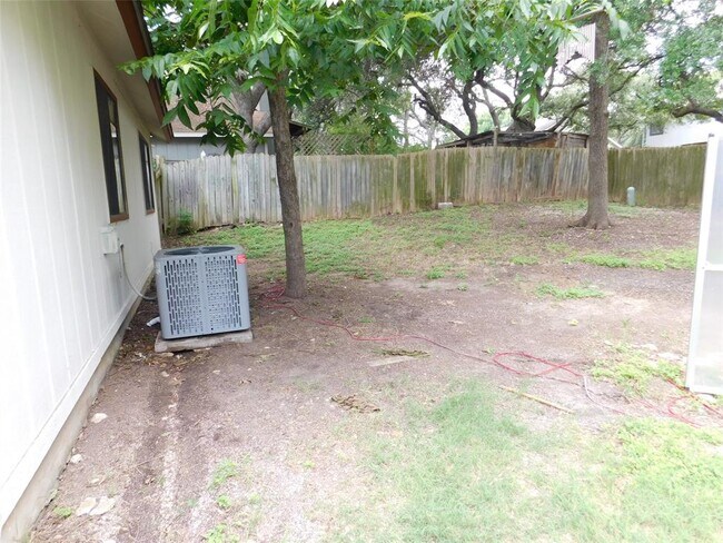 Building Photo - 8743 Birmingham Dr