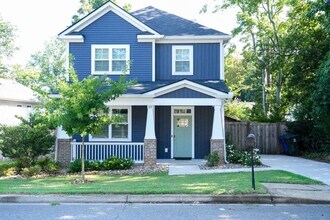 Building Photo - Like-new 3 bedroom, 2.5 bath house with an organic pond!