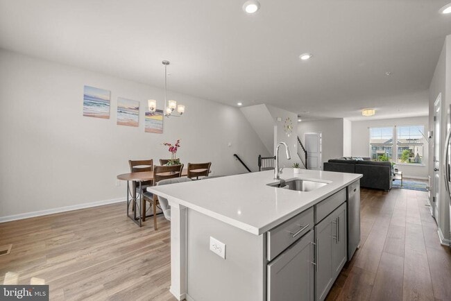 Building Photo - 434 Herringbone Wy