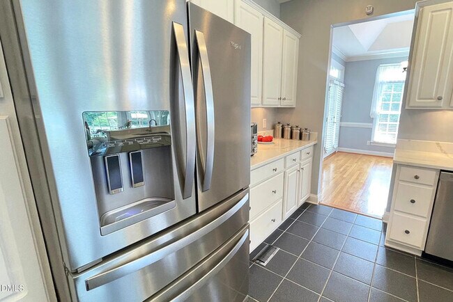 Building Photo - Earn Wealth While Leasing - Like a Homeowner - Lease to Own