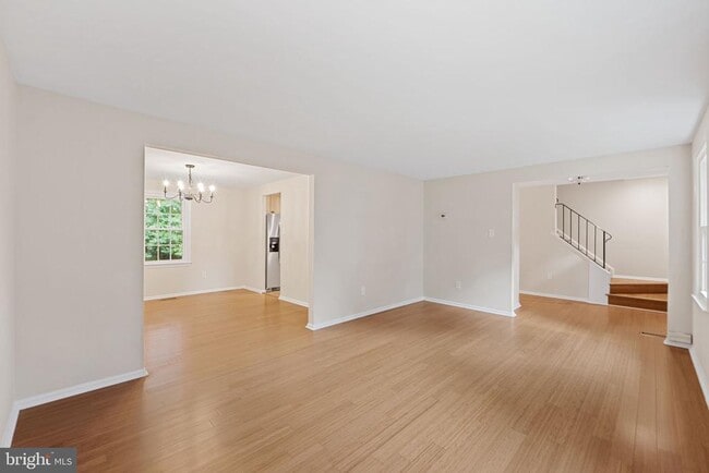 Building Photo - 6361 Woodland Ridge Ct