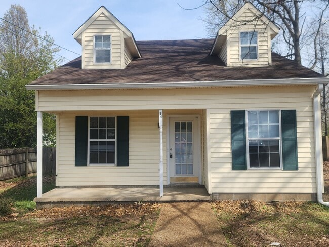 Building Photo - 14 Countryside Dr