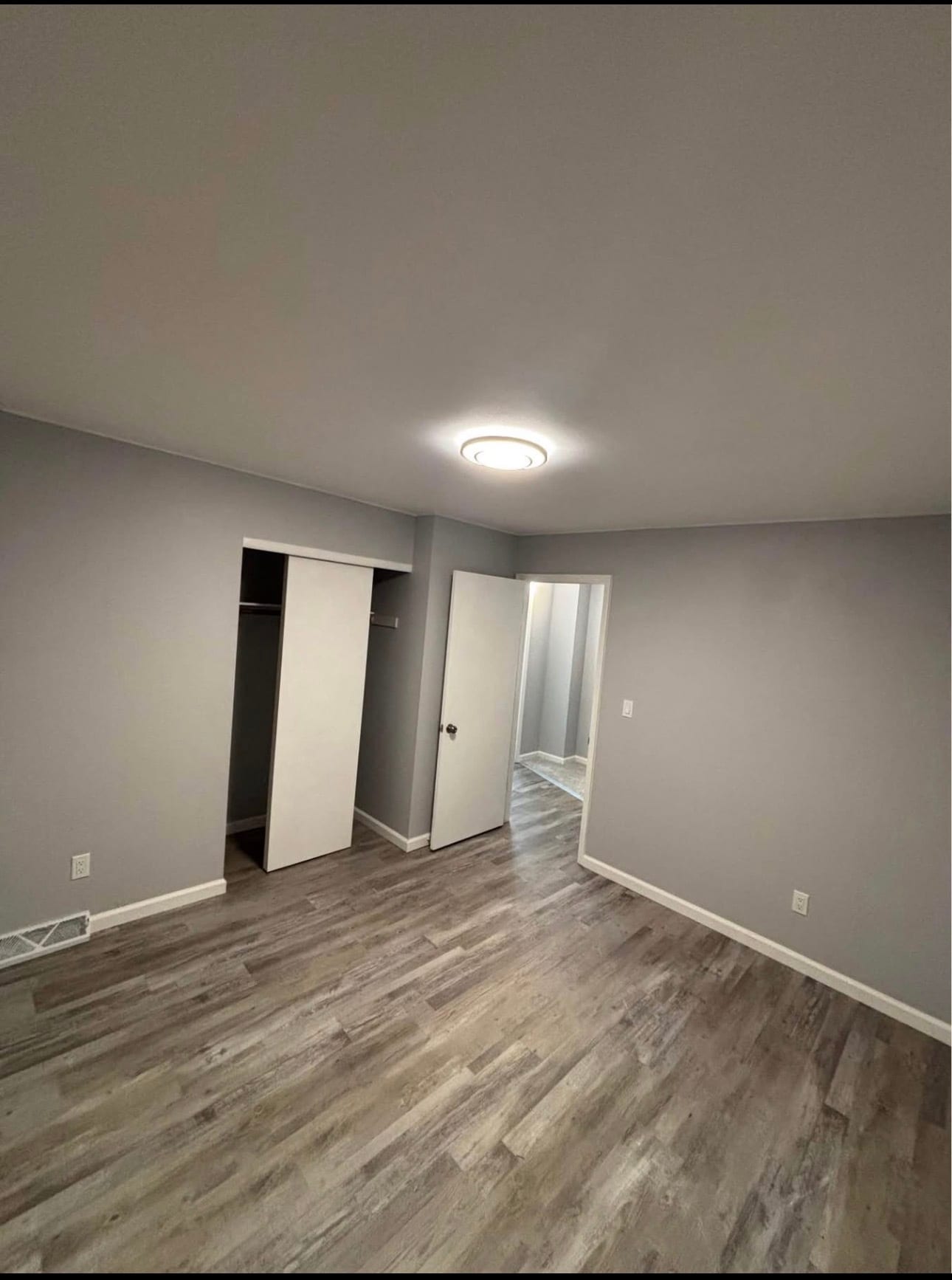 Building Photo - 2125 Kilps Dr