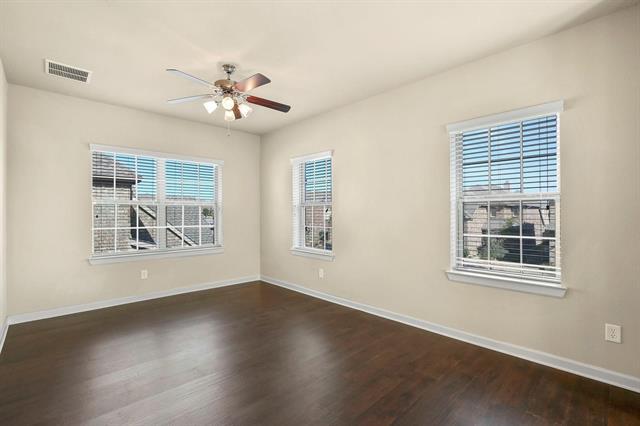 Building Photo - 424 Chester Dr