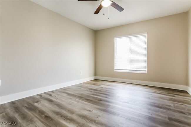 Building Photo - 1058 Riggs St