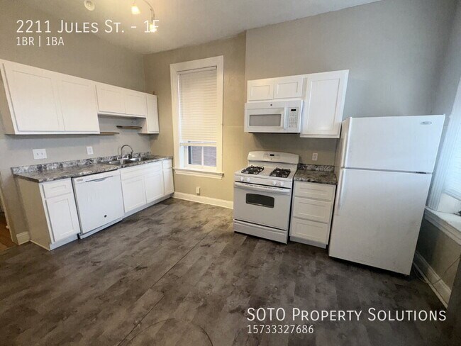 Building Photo - 2211 Jules St