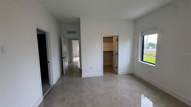 Building Photo - 6390 Chorus Dr