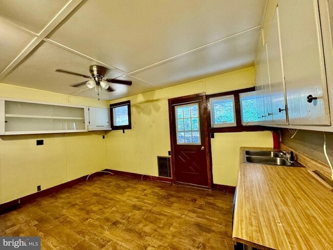 Building Photo - 43 High St