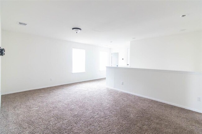 Building Photo - 1131 Aronia Ln