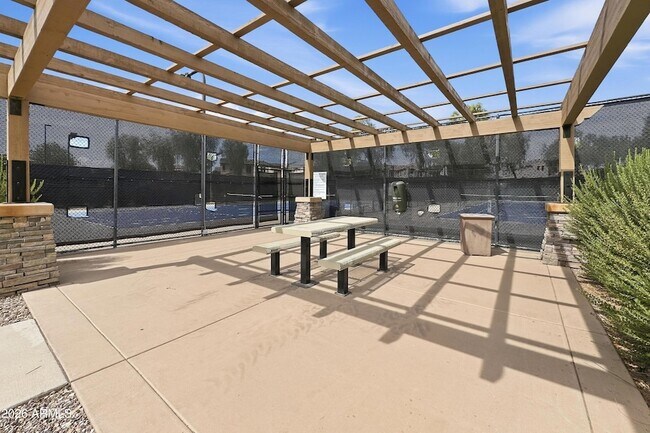 Building Photo - 4248 S Mariposa Dr