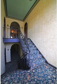 Building Photo - 2806 Xerxes Ave S