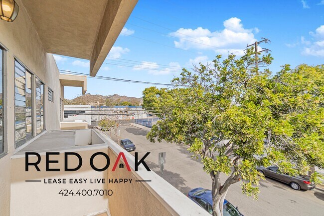 Building Photo - 1051 N Ogden Dr