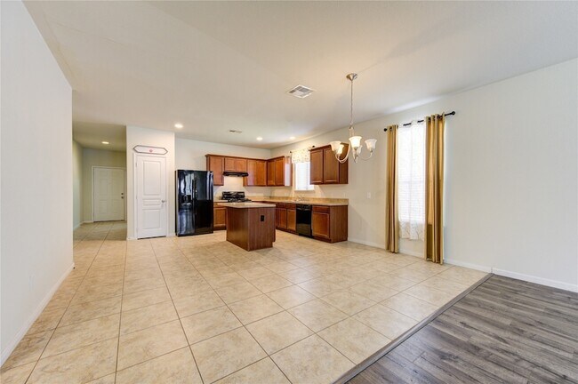 Building Photo - 5318 Hickory Harvest Dr