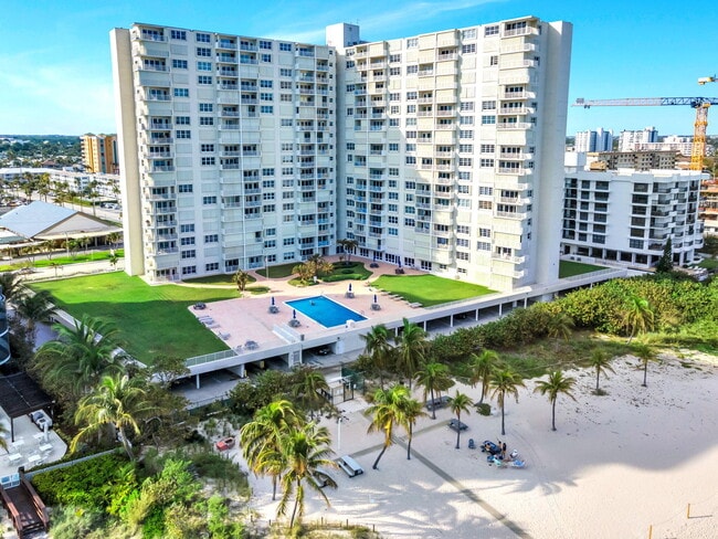 Building Photo - 750 N Ocean Blvd