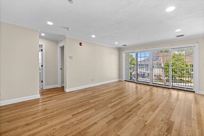 Building Photo - 57 Dedham Ave