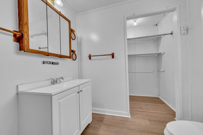 Building Photo - 7328 Denmark Ave