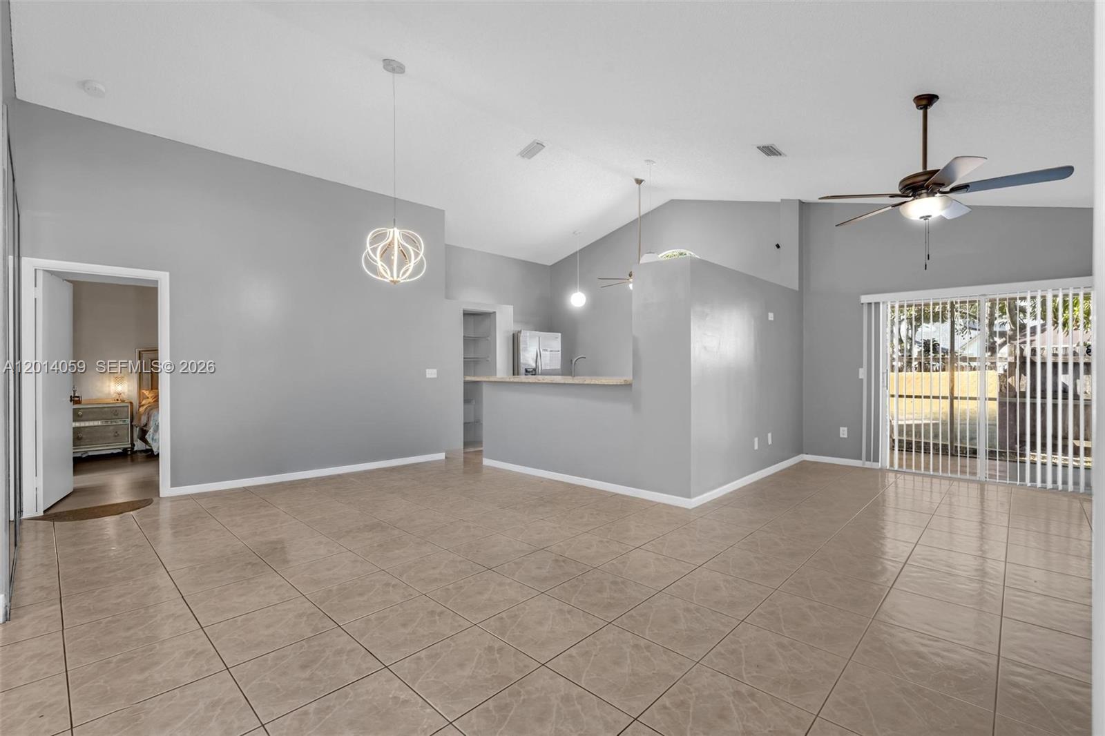 Building Photo - 1308 E Glen Oak Rd