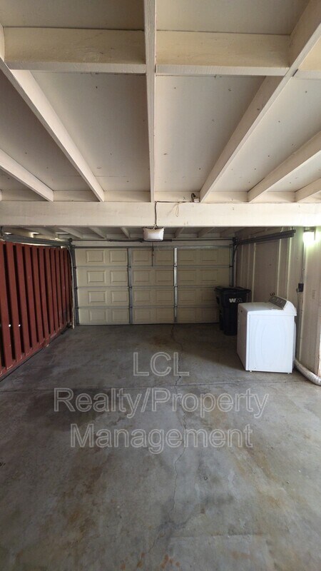 Building Photo - 27227 Sun City Blvd