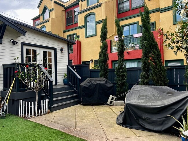 Building Photo - Charming Restored Craftsman in the Heart of North Park