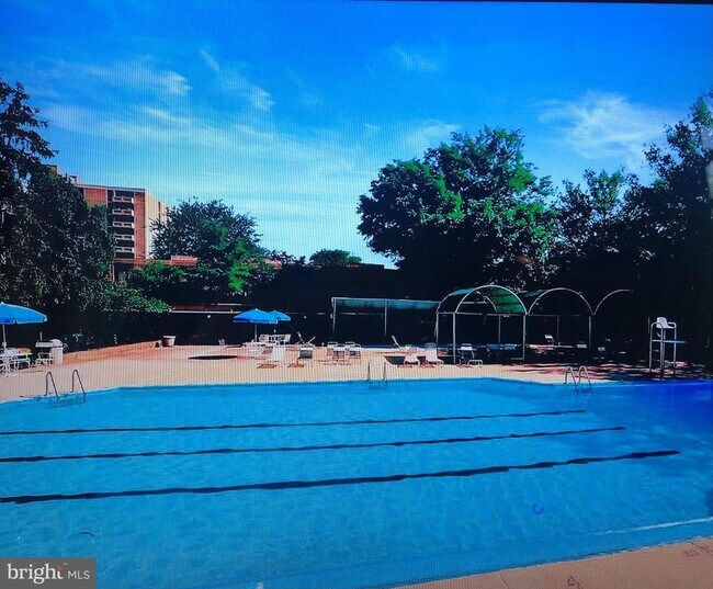 Building Photo - 1311 Delaware Ave SW