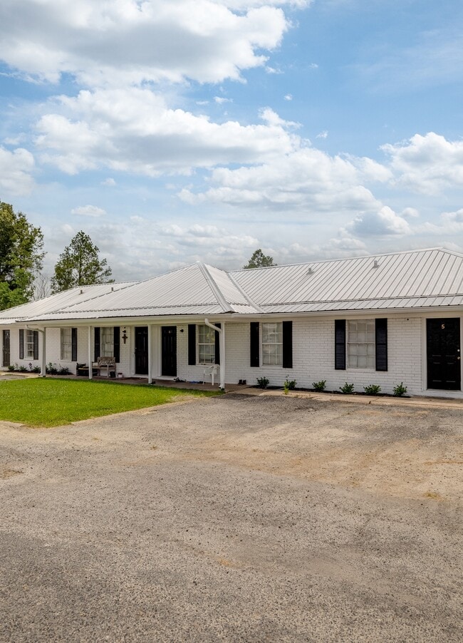 Building Photo - Savoy apartments