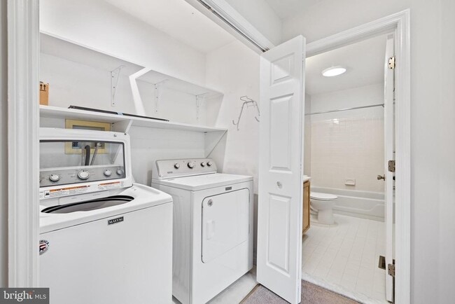 Building Photo - 203 Princeton Cir