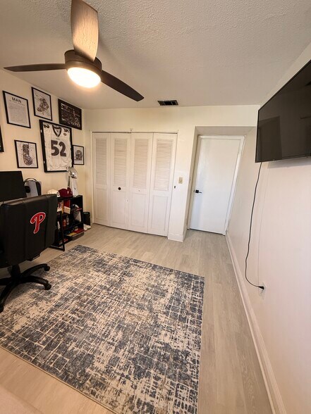 2nd Bedroom - 5865 37th Ave N