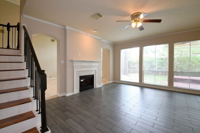 Building Photo - 18719 Racquet Sports Way