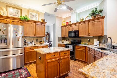 Building Photo - 2104 Heritage Crest Dr