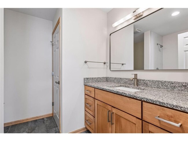 Building Photo - 2121 Village Trail