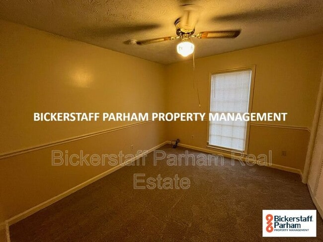 Building Photo - 917 Rim Rock Trail