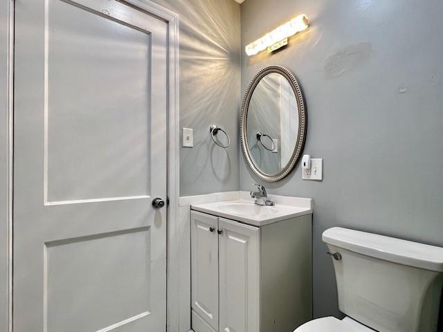 Building Photo - 2397 Desmond Dr