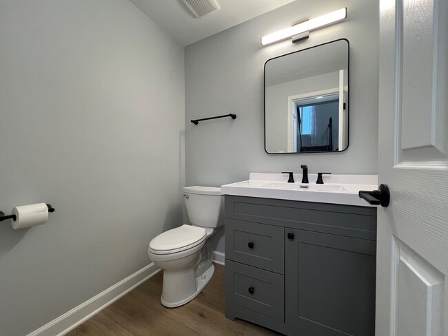 Building Photo - 22306 W Niagara Ct