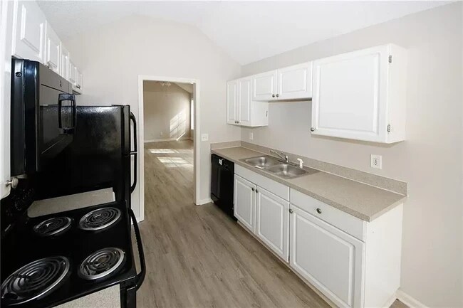 Building Photo - 361 Colley St