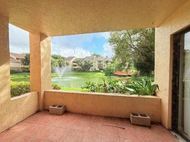 Building Photo - 9999 Summerbreeze Dr