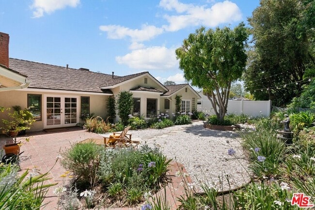 Building Photo - 1401 Jonesboro Dr