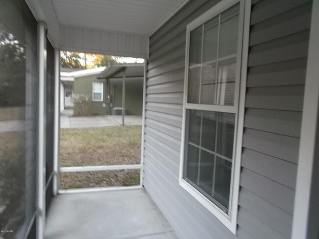 Building Photo - Cozy 3Bed/2Ba Home, Conveniently Located! ...