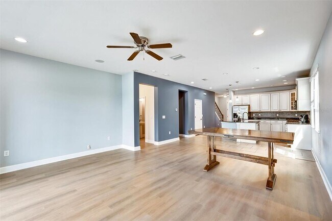 Building Photo - 4628 Garden Arbor Way