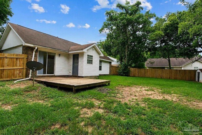 Building Photo - 8126 Crystal Wells Pl